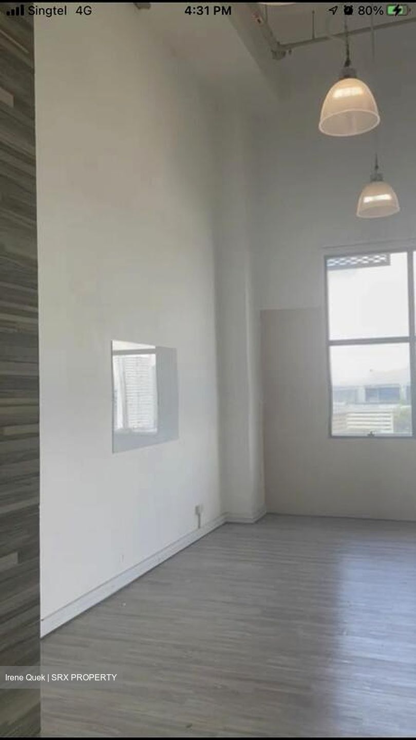 Ct Hub 2 (D12), Office #566198211